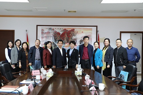 调研座谈会现场 (2).jpg